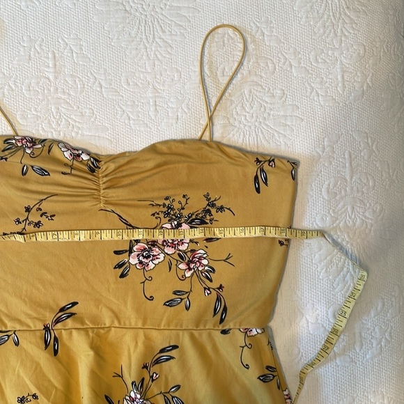 Socialite Gold Spaghetti Strap Floral Print Pull Over Comfortable Dress EUC XL - Picture 6 of 7